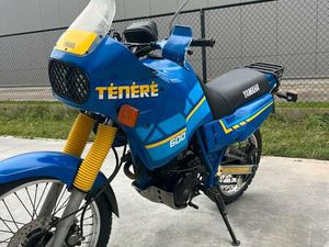 ② YAMAHA TENERE 600 3AJ