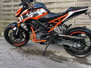 KTM DUKE 2021