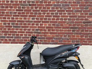 SCOOTERS KYMCO AGILITY RENOUVO