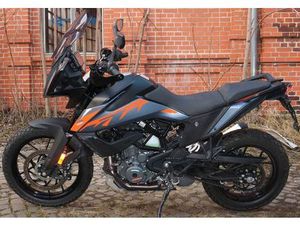 KTM 390 ADVENTURE TOUR AKRAPOVIC