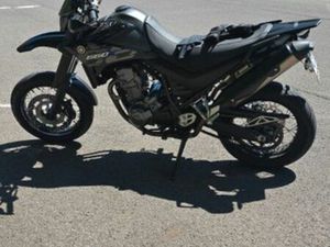 YAMAHA XT660X