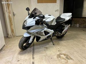 GSXR 1000 K7