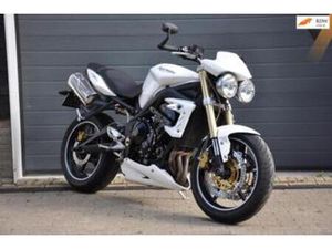 TRIUMPH STREET TRIPLE 675 — MOTOREN | TRIUMPH — MARKTPLAATS