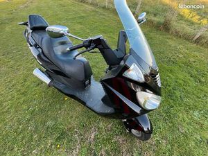 À VENDRE SCOOTER DAELIM S2