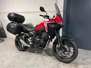 ② HONDA NX500 MET VOLLEDIGE KOFFERSET