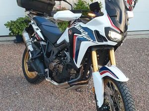 HONDA CRF 1000 AFRICA TWIN DCT