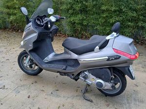 PIAGGIO X EVO 125