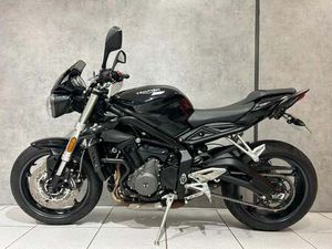 USED TRIUMPH STREET TRIPLE S FOR SALE IN HULL