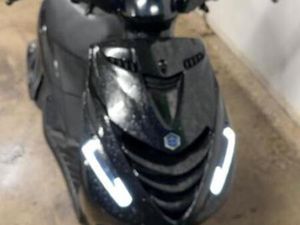 PIAGGIO ZIP 50 4T — SCOOTERS | PIAGGIO — MARKTPLAATS