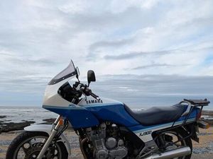 YAMAHA XJ 900 F (58L)