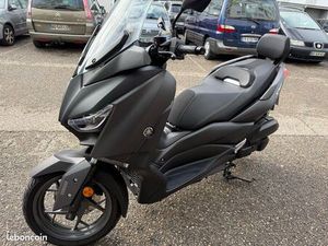 XMAX 125 YAMAHA