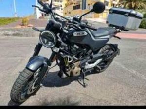 HUSQVARNA - SVARTPILEN 401