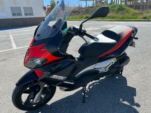 APRILIA - SR MAX 125 IE