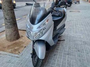 SUZUKI - BURGMAN 125 CC