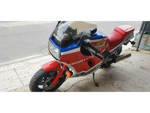 HONDA VF 1000 R - 1984
