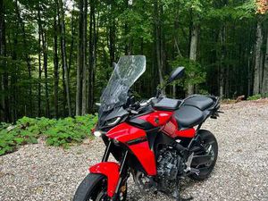 YAMAHA TRACER 9 ROSSO