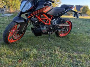 KTM DUKE