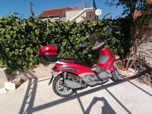 PIAGGIO BEVERLY 250 CM3, 2004 GOD.