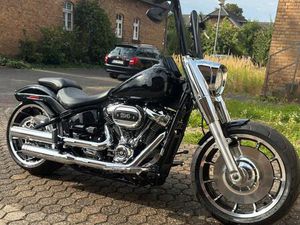 HARLEY DAVIDSON FAT BOY 114