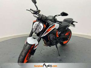 KTM 890 DUKE R