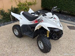 QUAD ENFANT KYMCO MAXXER 50 S 2 TEMPS , TRÈS BON ÉTAT , PRIX NEUF 1800E