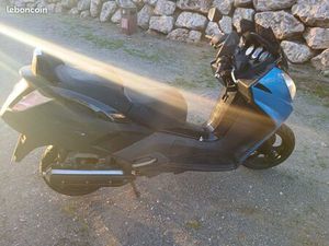 SCOOTER 125 PEUGEOT SATELIS