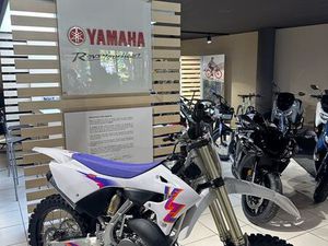 125 YZ 50TH ANNIVERSSAIRE NEUVE