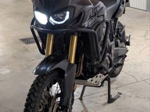 HONDA AFRICA TWIN DCT