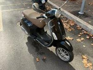 VESPA 125 - ANNO 2022 - SOLO 8.000 KM