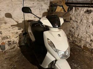 SCOOTER PEUGEOT KISBEE 4T