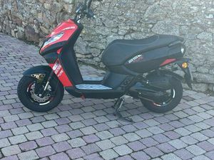 PEUGEOT STREETZONE 4T