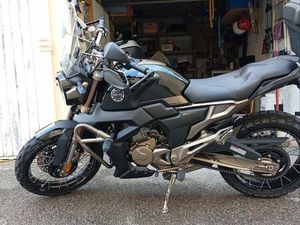 ZONTES SCRAMBLER 125