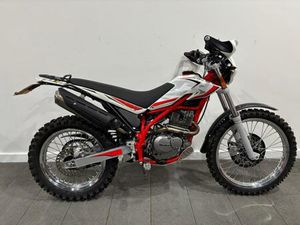 2023 BETA ALP 200, 500 MLS, MICHELIN TYRES & MOUSSES, DISC GUARD, HEATED GRIPS