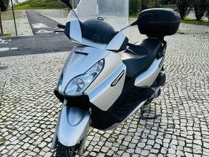 PIAGGIO X7 EVO 300IE PARQUE DAS NAÇÕES