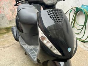 VENDO PIAGGIO ZIP 50 ERMESINDE