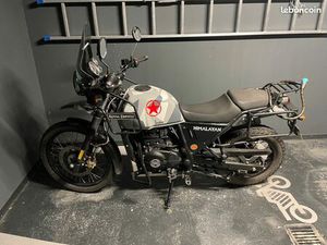 ROYAL ENFIELD HIMALAYAN 410 ÉQUIPÉE