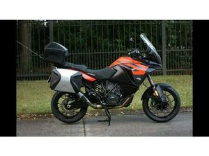 ② KTM 1290 SUPER ADVENTURE S
