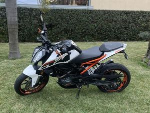 KTM DUKE 125 (COM MUITOS EXTRAS) ÁGUEDA E BORRALHA
