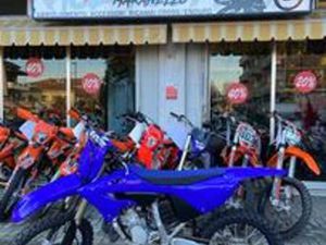 YAMAHA YZ 125 CROSS
