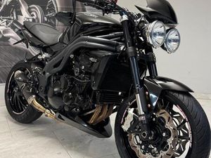 TRIUMPH SPEED TRIPLE 1050 UNIKAT FINANZIERUNG AB 59€ MTL. MÖGLICH