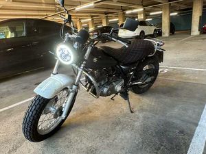 SUZUKI RV125 VANVAN ROADSTER/RETRO PETROL MANUAL (12 PS) 124 CC
