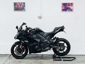 KAWASAKI NINJA 1000SX EURO 5 1043 CC