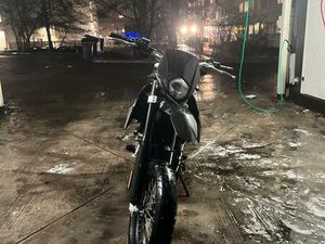 APRILIA SX 125 – 2021 BJ – 2.HAND, SCHECKHEFT & FRISCHE WARTUNG