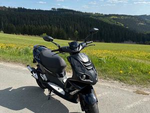 PEUGEOT SPEEDFIGHT 4 / DARKSIDE / 2T / LC / WIE NEU!