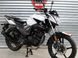 2019 19 YAMAHA YS 125 LEARNER LEGAL TRADE SALE WHITE 7K MILES NEW MOT YS125 YBR