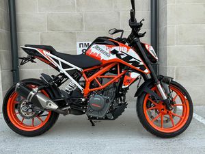 KTM DUKE 390 RADICAL →