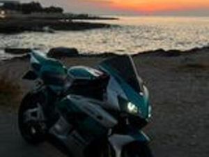 HONDA CBR 1000 RR FIREBLADE