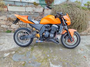 KAWASAKI Z750