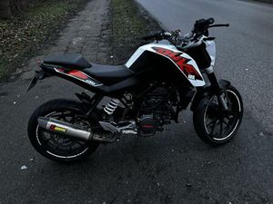 KTM DUKE 125 — AKRAPOVIC — NOWY AKUMULATOR ELBLĄG