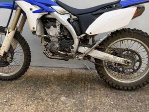 YAMAHA YZ 250 F DE 2011 FARO (SÉ E SÃO PEDRO)